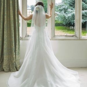 Beautiful Paloma Blanca Ivory Wedding Dress